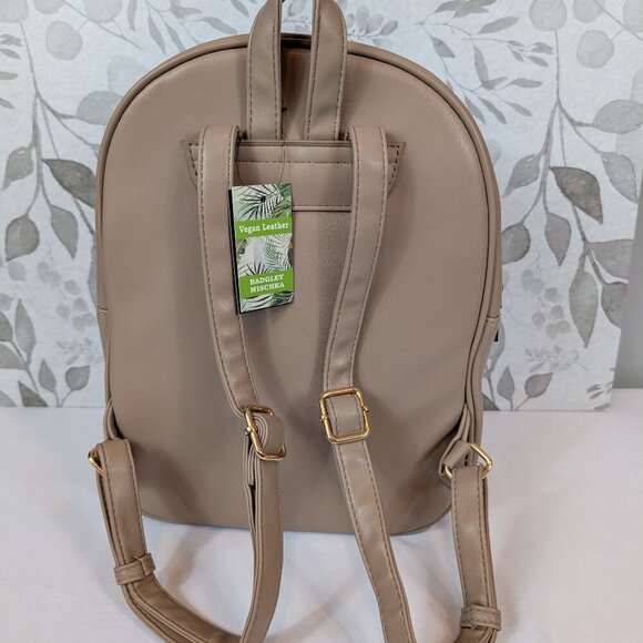 Badgley Mischka Diamond Quilt Studded Backpack Vegan Leather NWT - Picture 3 of 9